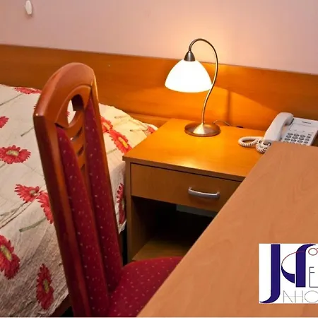 Nebojsa Hotell