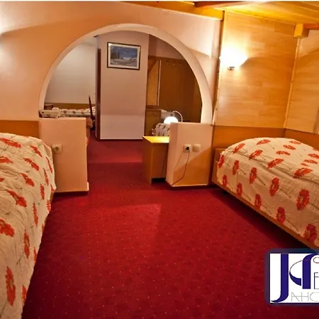 Nebojsa Hotell 3*